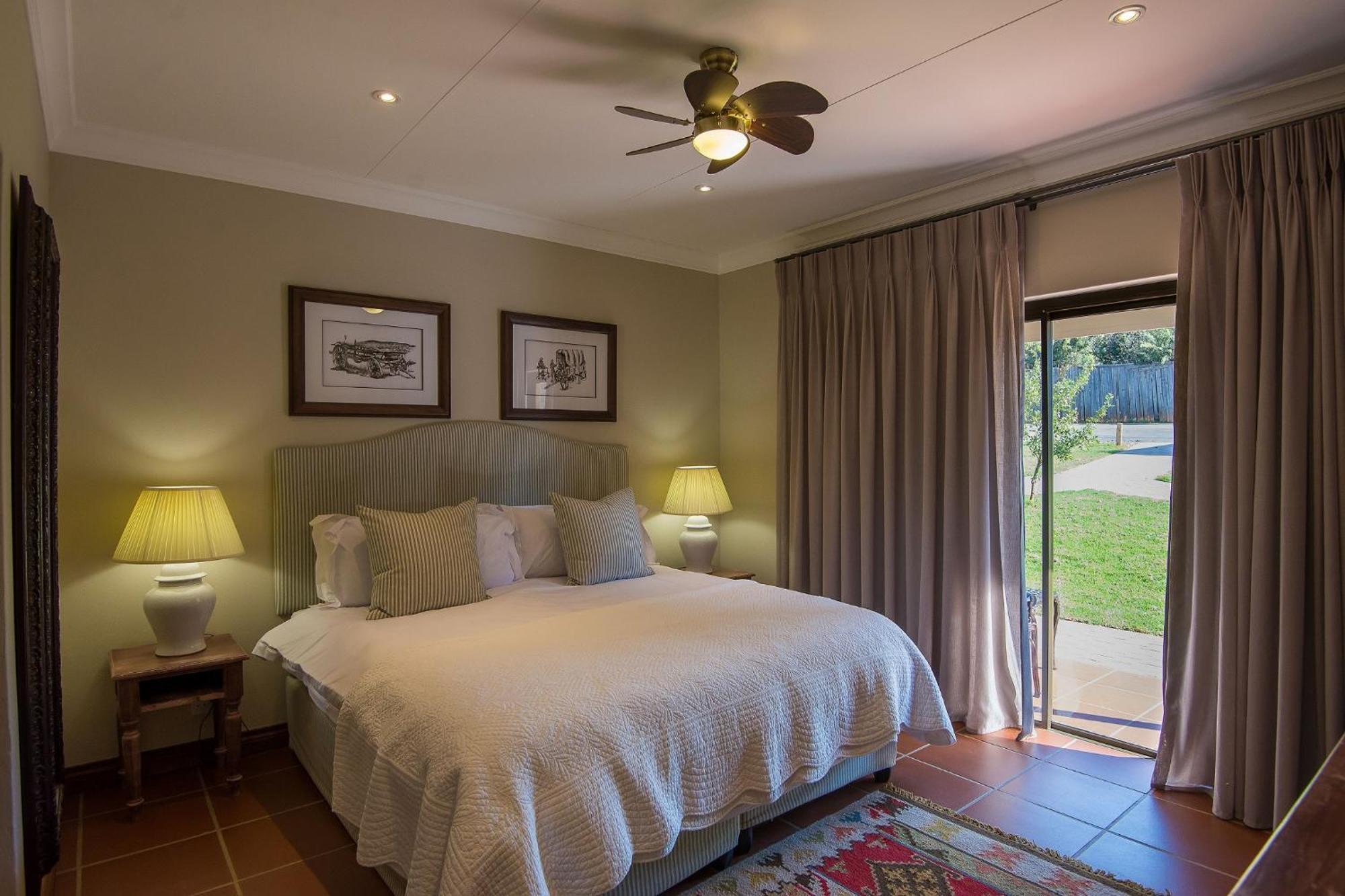 African Hills Safari Lodge & Spa Magaliesburg Bilik gambar